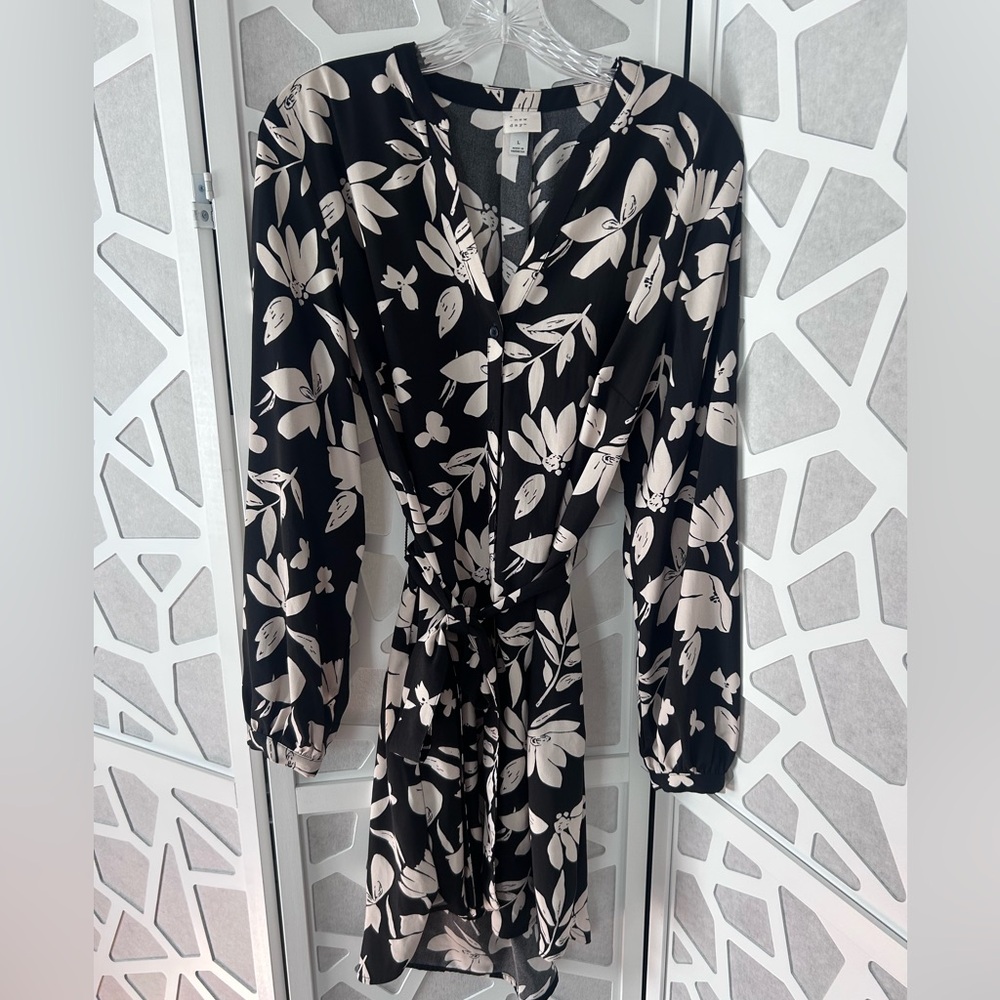a new day Black and Cream Floral Long Sleeve Dress - Picture 1 of 4